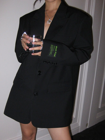 Oversized damesblazer – Rechte snit met knoopsluiting en schoudervulling